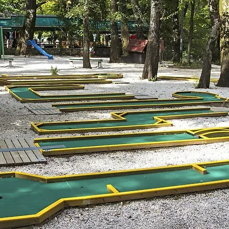 بيت ضيافة Radmanove Mlinice 3*